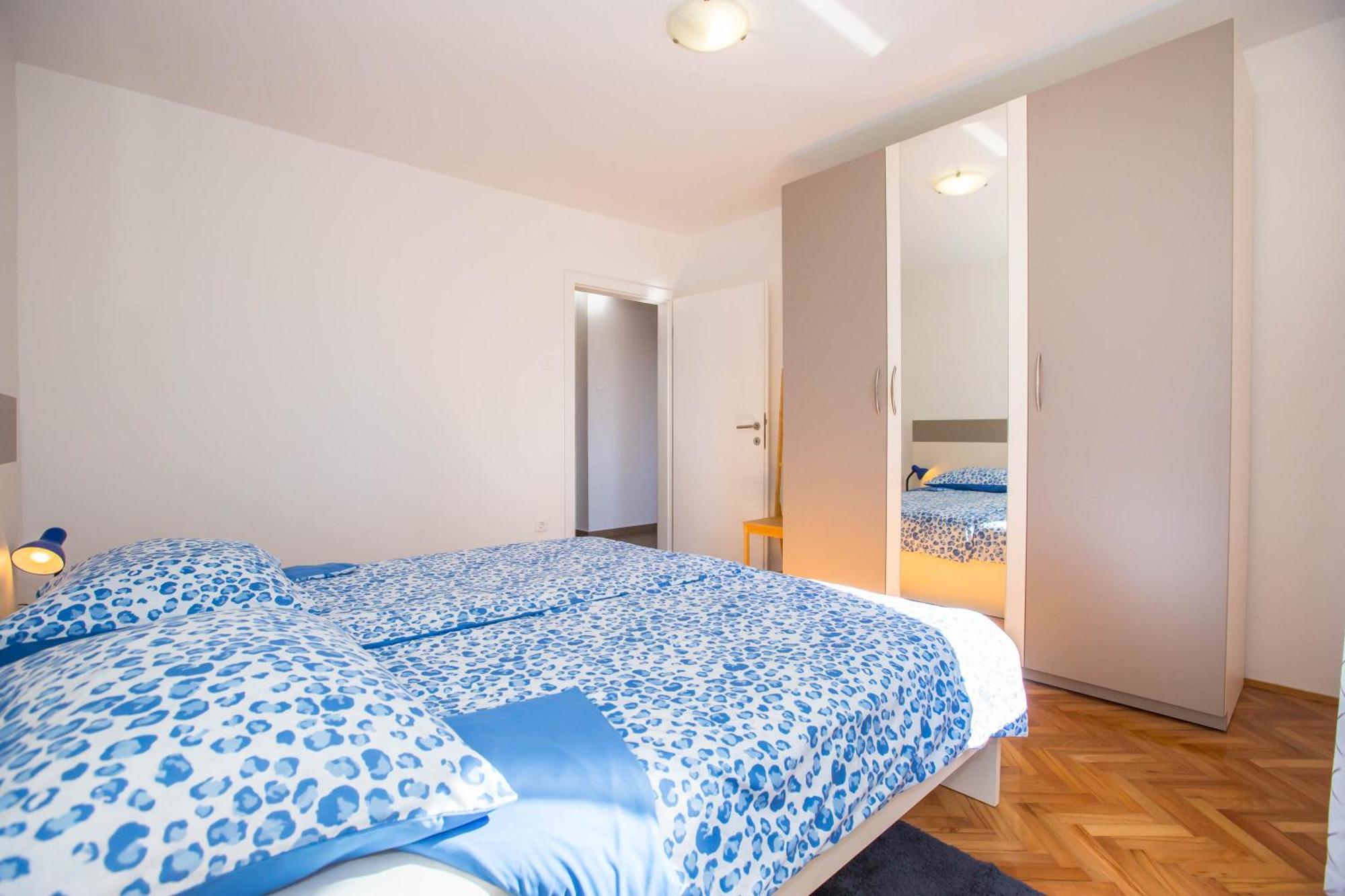 Ivan Apartment *